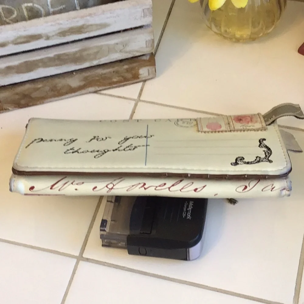 ‘Disaster Designs by London’ Post Card Wallet - Picture 6 of 8